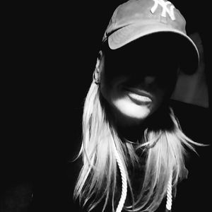 Meet your Posher, Deana